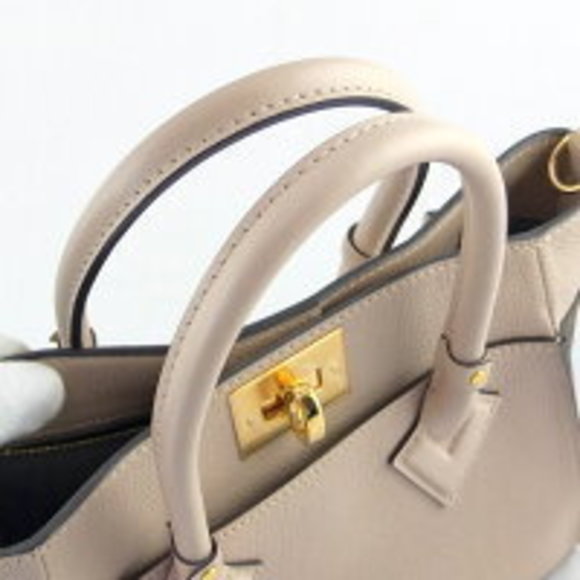 Louis Vuitton Greige My Bag On Monogram Side - Picture 5 of 9